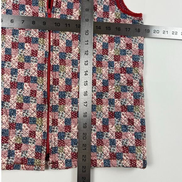 Vintage Handmade Quilted Cottage Grandma Red Quilt Vest W/ Pockets Size Small - Picture 7 of 8